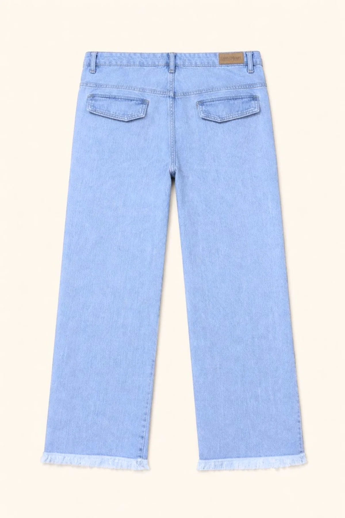 Women's Light Blue Wide-Leg Jean with Frayed Hems and Pockets
